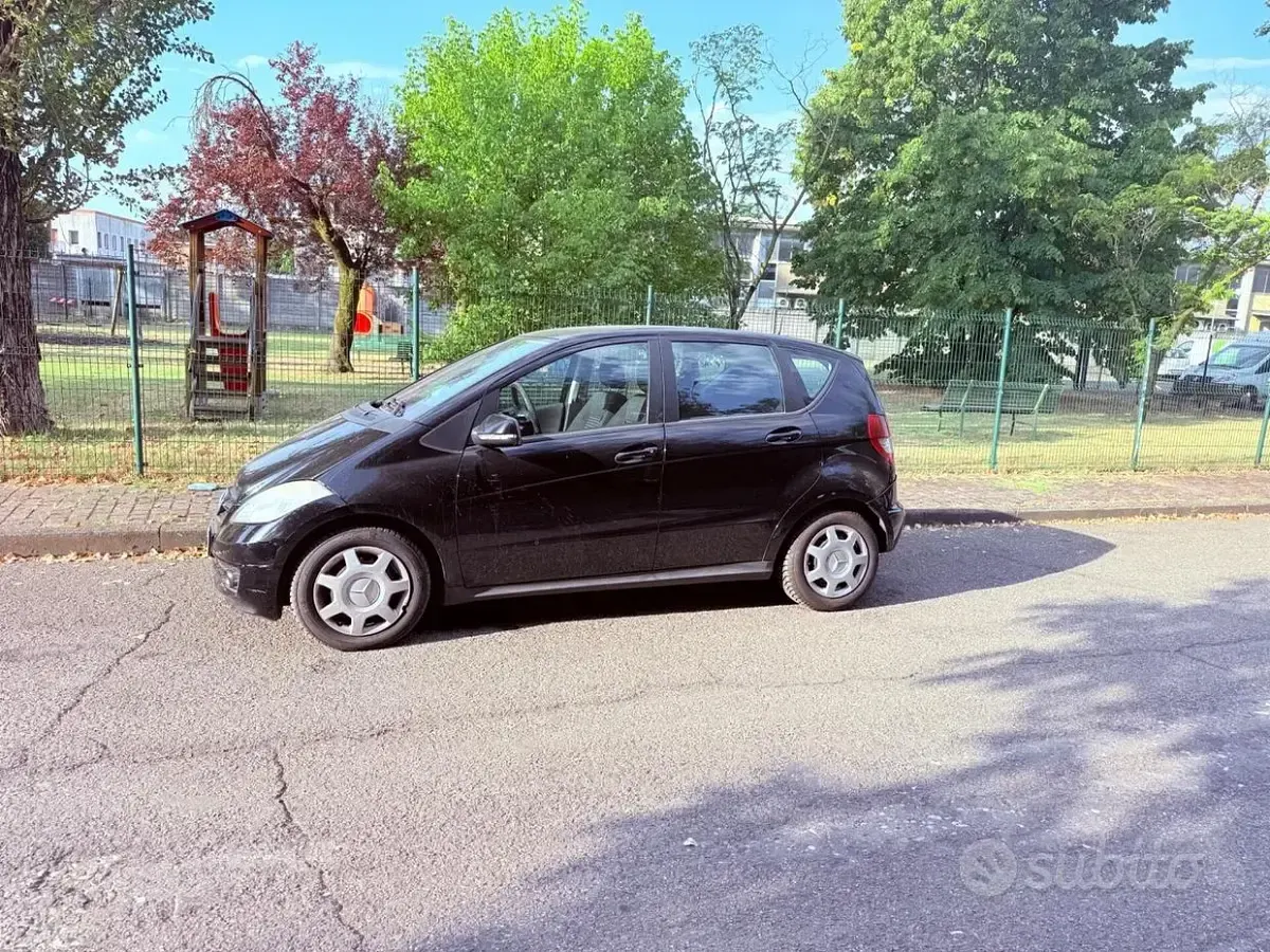 Usata Mercedes A160 82 CV (60 kW) 2009 Nero Berlina