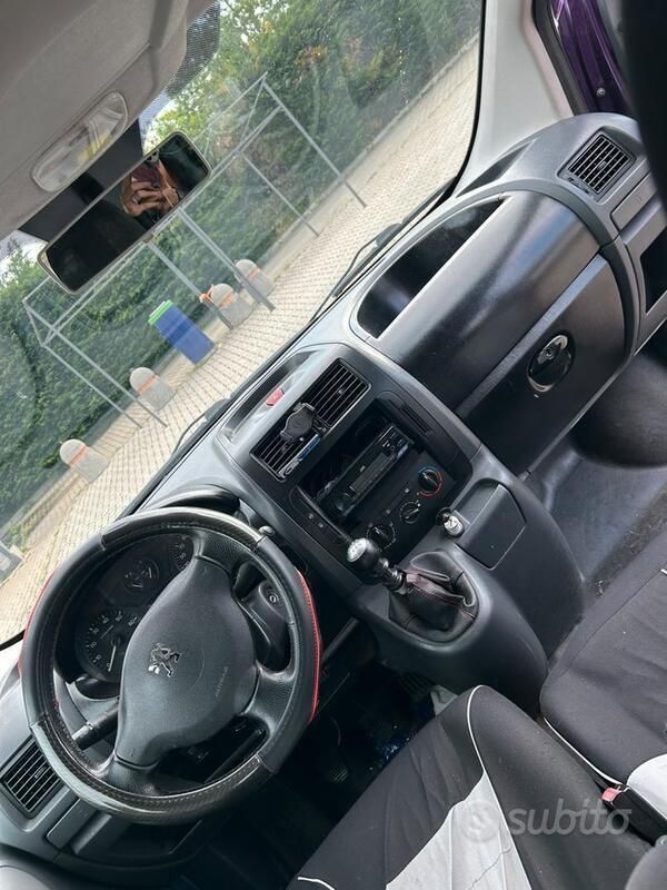 Usata Peugeot Expert 90 CV (66 kW) 2009 Furgone