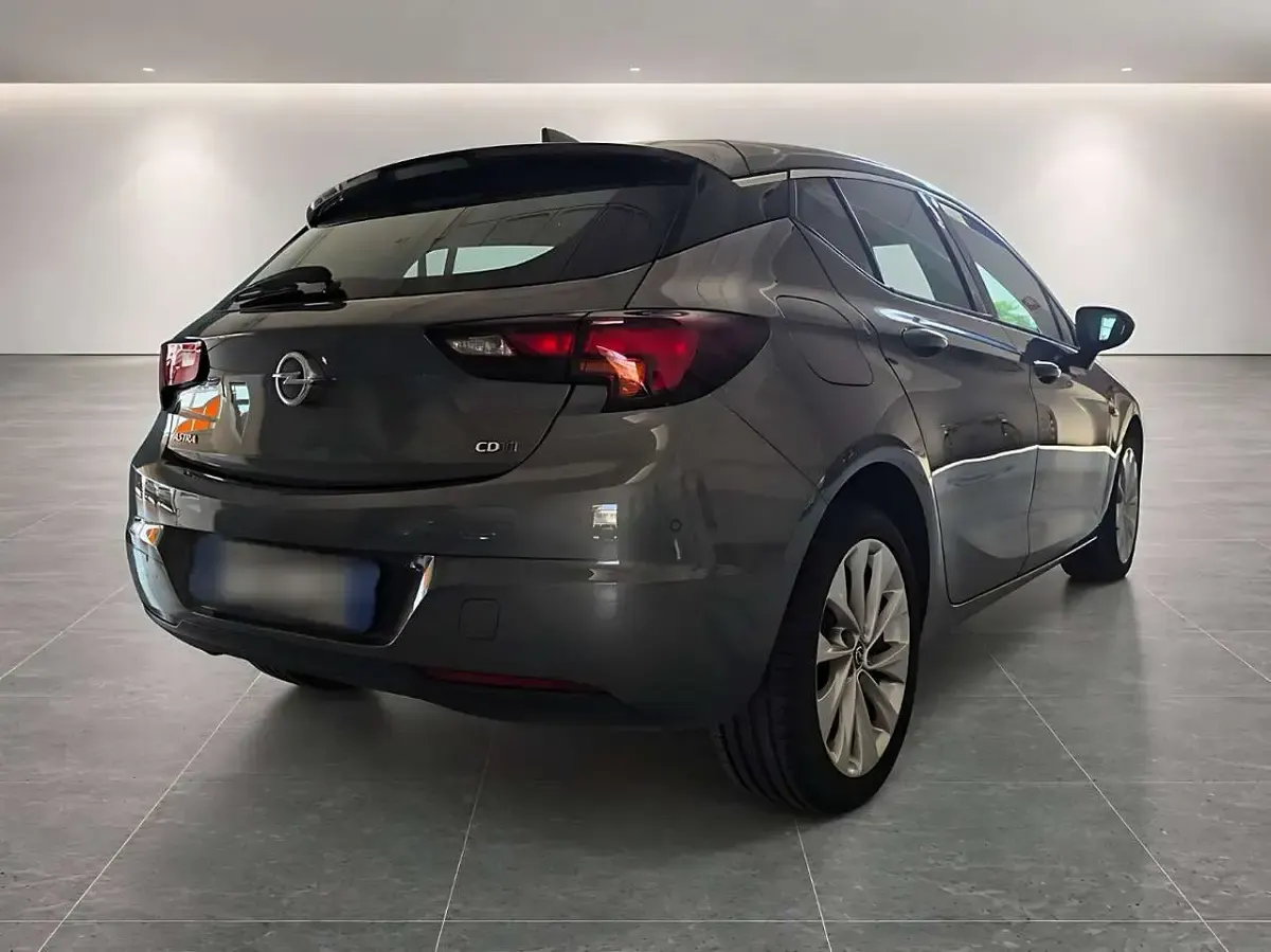 Usata Opel Astra Business 110 CV (80 kW) 2017 Grigio Berlina