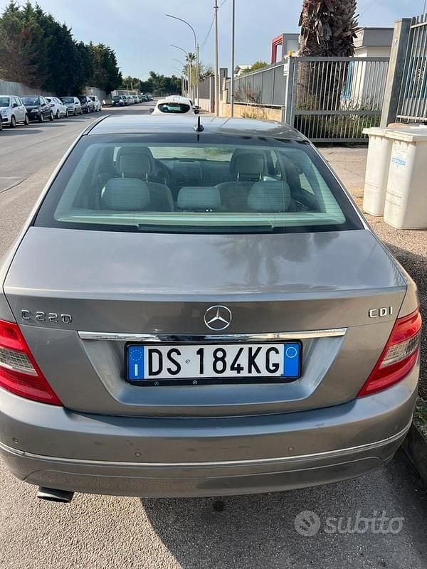 Usata Mercedes C220 Avantgarde 170 CV (125 kW) 2008 Berlina