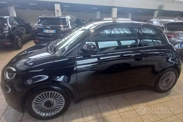 Occasion Fiat 500e Icon 86 kW (118 ch) 2022 Noir Berline