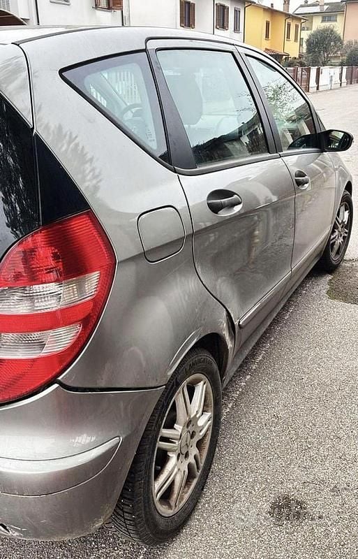 Usata Mercedes A150 Avantgarde 95 CV (69 kW) 2007 Grigio Berlina
