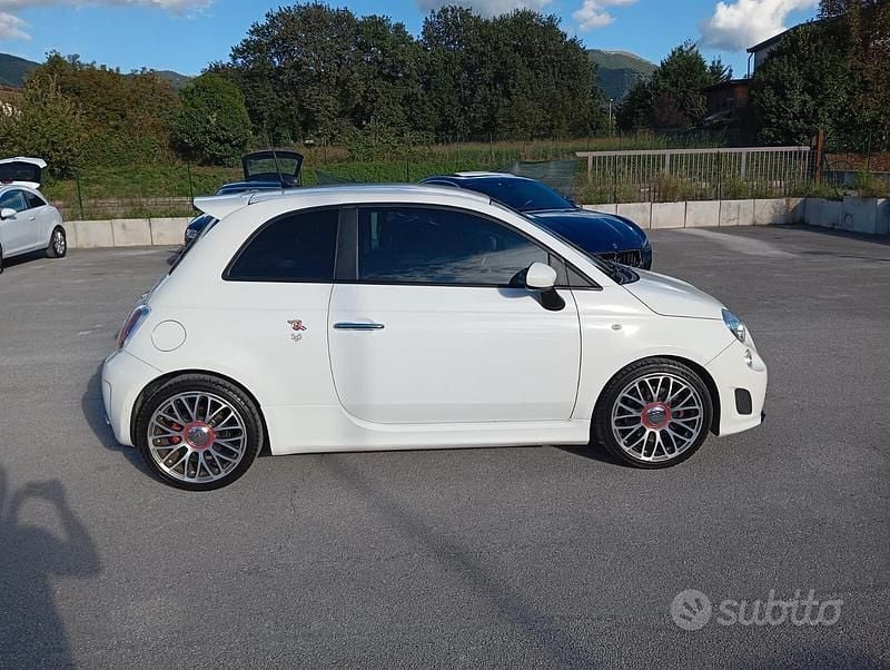 Usata Fiat 500 Abarth 160 CV (117 kW) 2016 Bianco Berlina
