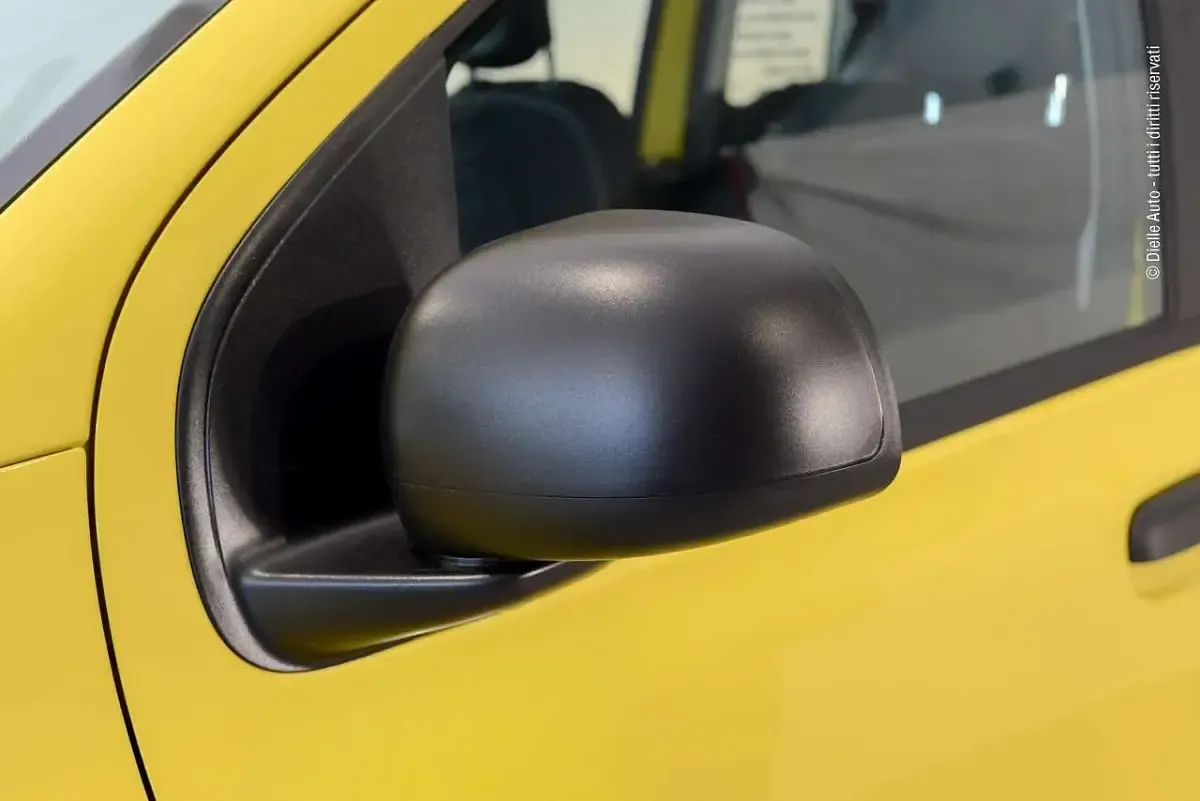 Nuova Fiat Panda Icon 65 CV (47 kW) 2026 Giallo pastello Utilitaria