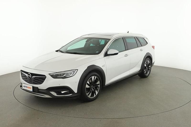 Usata Opel Insignia Country Tourer Basis 170 CV (125 kW) 2020 Bianco Station wagon