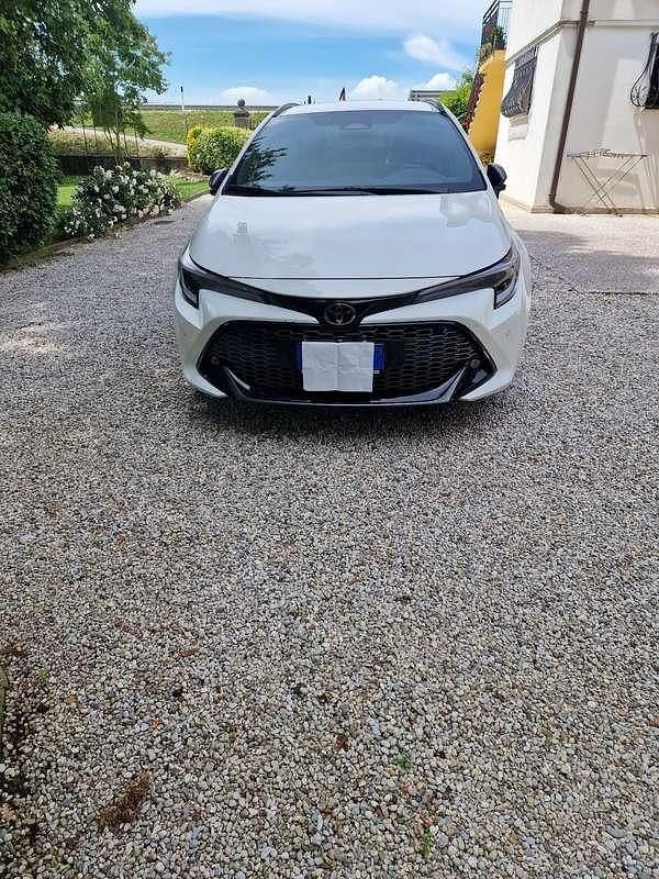 Usata 2024 Toyota Corolla Sport Station wagon | 27.200 € (Cara) - Immagine 1/4