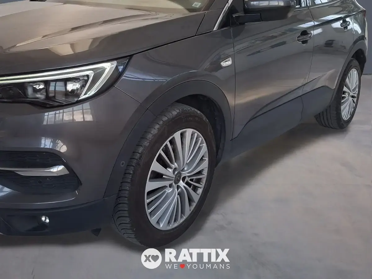 Usata Opel Grandland X Business 120 CV (88 kW) 2018 Grigio SUV