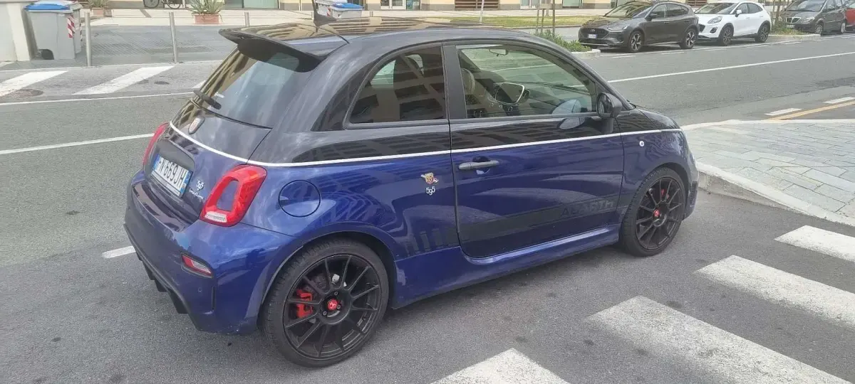 Usata Abarth 595 Competizione 179 CV (131 kW) 2018 Blu/azzurro Utilitaria