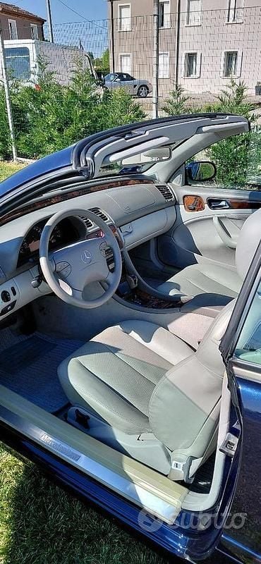 Usata Mercedes CLK200 Elegance 163 CV (119 kW) 2002 Cabrio