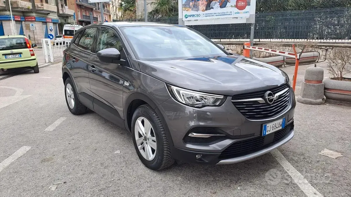 Usata Opel Grandland X 131 CV (96 kW) 2022 Grigio SUV
