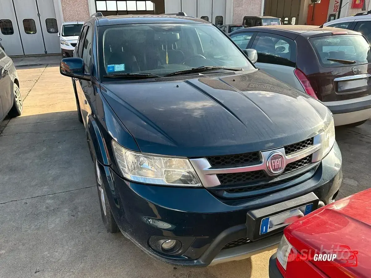 Usata Fiat Freemont 170 CV (125 kW) 2012 Blu SUV