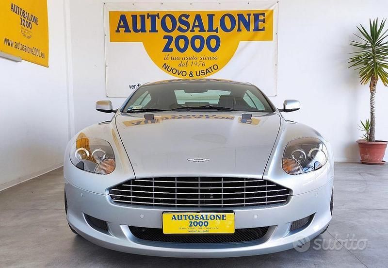 Usata Aston Martin DB9 476 CV (350 kW) 2009 Grigio Coupé