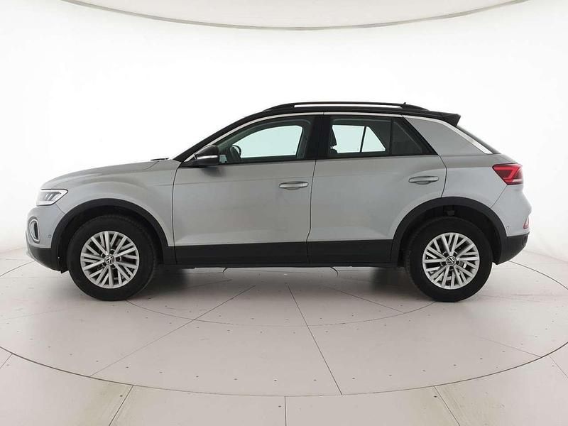 Usata VW T-Roc Life 150 CV (110 kW) 2024 Pyrit silver metallizzato nero SUV