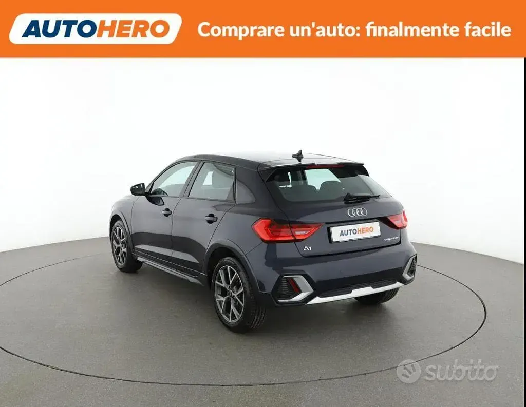 Käytetty Audi A1 Admired 110 HP (80 kW) 2022 Sininen Katumaasturi