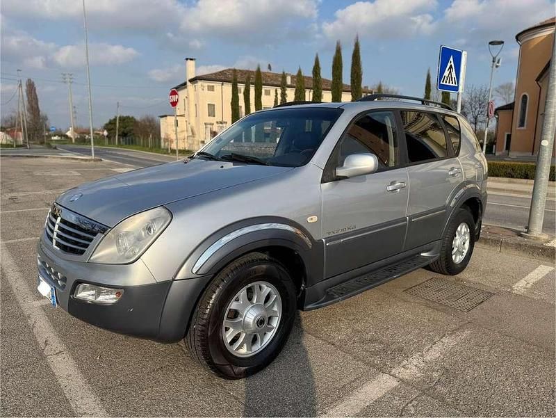 Usata Ssangyong (KGM) Rexton 165 CV (121 kW) 2005 Argento SUV