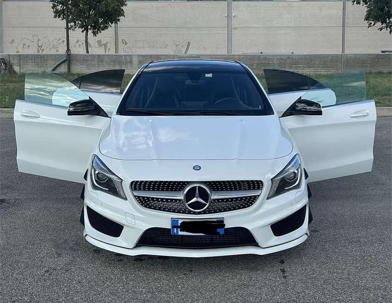 Usata Mercedes CLA220 Premium 170 CV (125 kW) 2014 Berlina