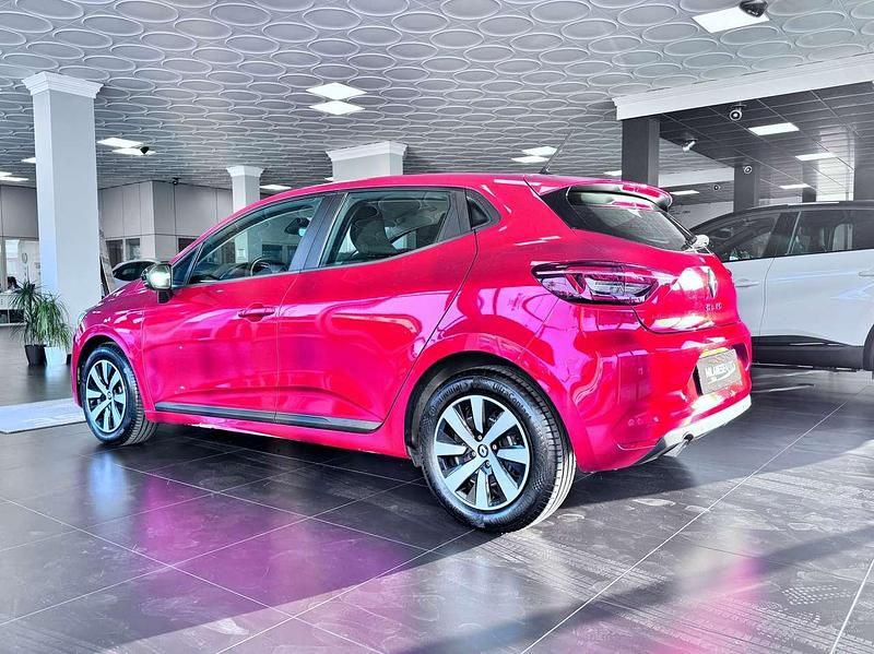 Usata Renault Clio V Business 91 CV (66 kW) 2023 Rosso Berlina