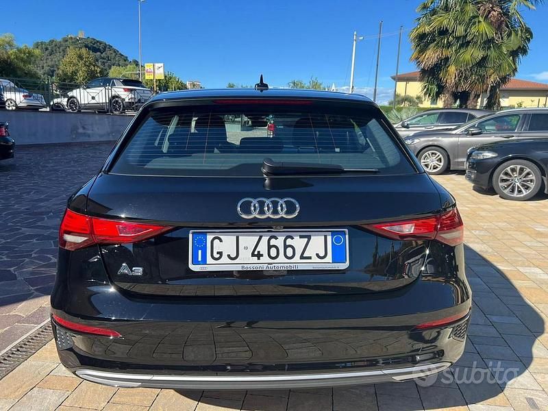 Usata Audi A3 Ambiente 150 CV (110 kW) 2022 Nero Berlina