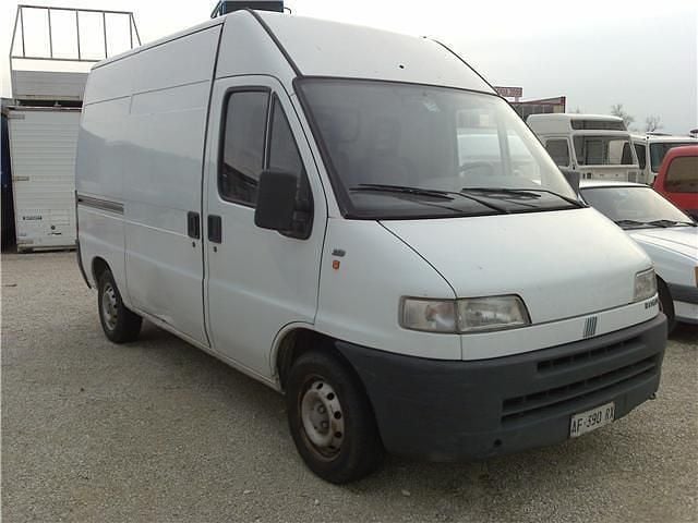Usata Fiat Ducato 122 CV (89 kW) 1999 Bianco pastello Furgone
