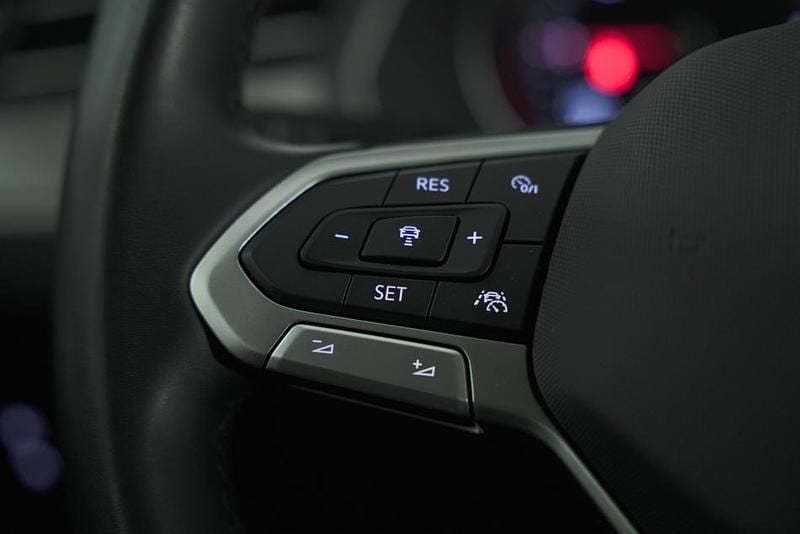 Usata VW Passat Business 150 CV (110 kW) 2023 Nero metallizzato Station wagon