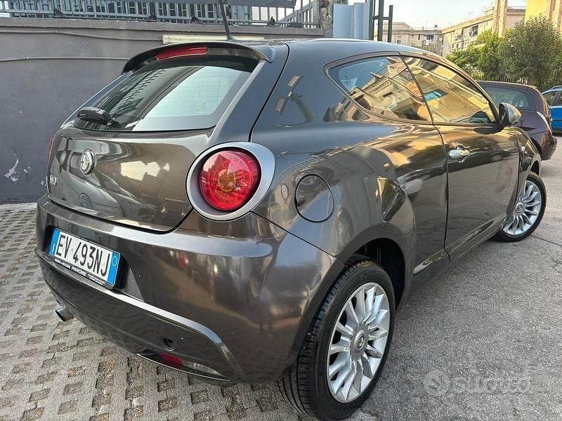 Usata Alfa Romeo MiTo Distinctive 85 CV (62 kW) 2014 Grigio Utilitaria