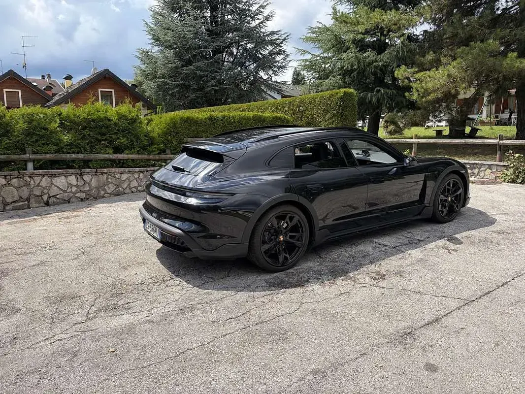Usata Porsche Taycan 4 Cross Turismo Cross Turismo 139 kW (190 CV) 2023 Station wagon