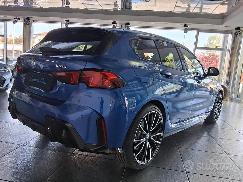 Usata BMW 120 M Sport 2024 Blu Utilitaria