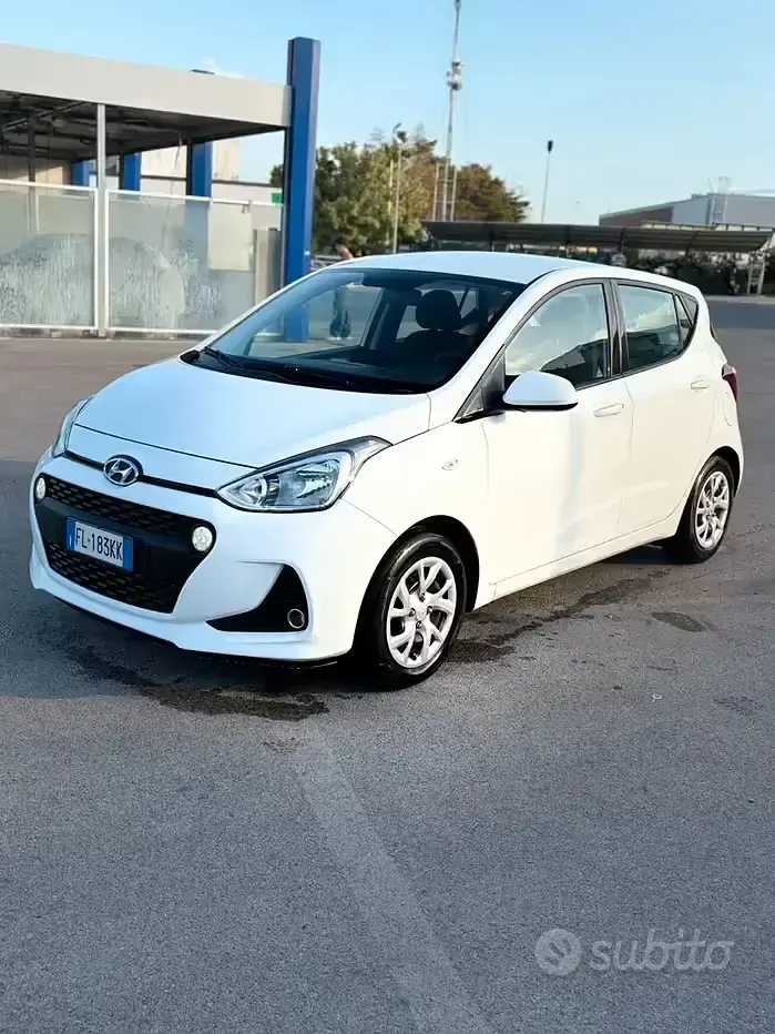 Begagnad Hyundai i10 69 HK (50 kW) 2017 Vit Halvkombi
