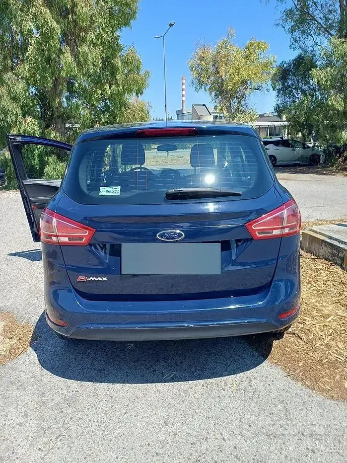Usata Ford B-MAX Titanium 75 CV (55 kW) 2017 Bluazzurro Monovolume