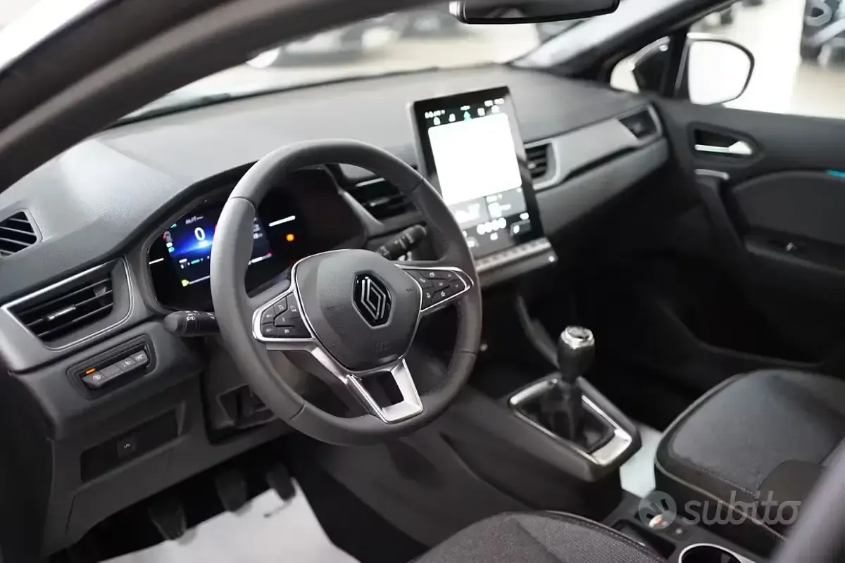 Nuova Renault Captur 120 CV (88 kW) 2026 Grigio SUV