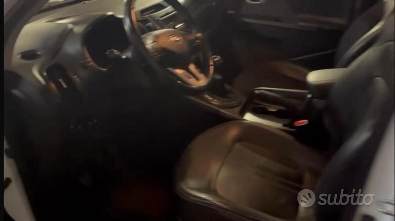 Usata Kia Sportage 115 CV (84 kW) 2011 Bianco SUV