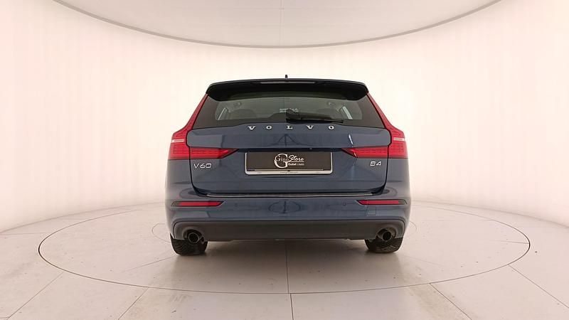 Usata Volvo V60 Business Edition 197 CV (144 kW) 2021 Blu Station wagon