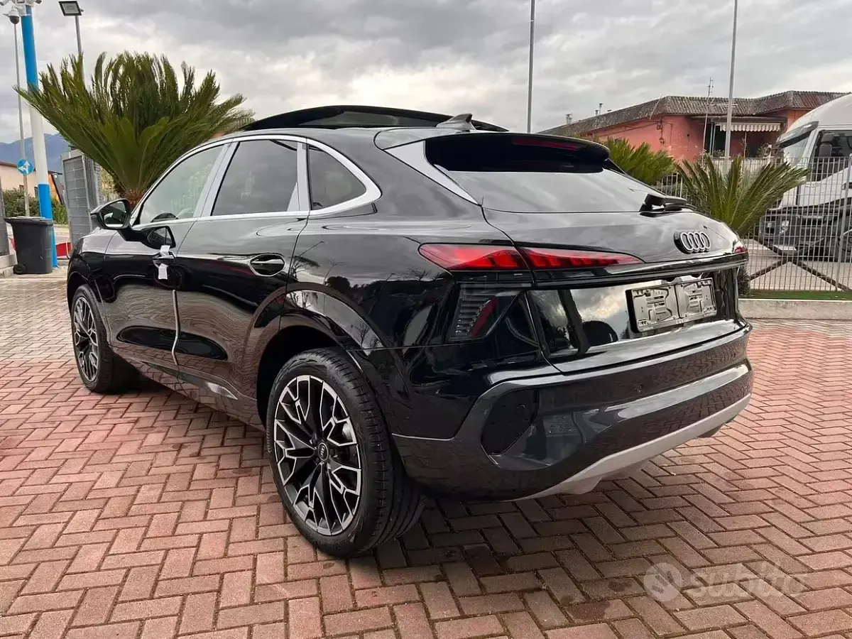 Nuova Audi Q3 Sportback S-Line 150 CV (110 kW) 2026 Other SUV