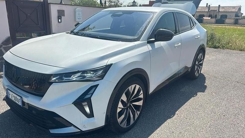 Usata Renault Rafale Techno 200 CV (147 kW) 2025 Bianco opaco SUV