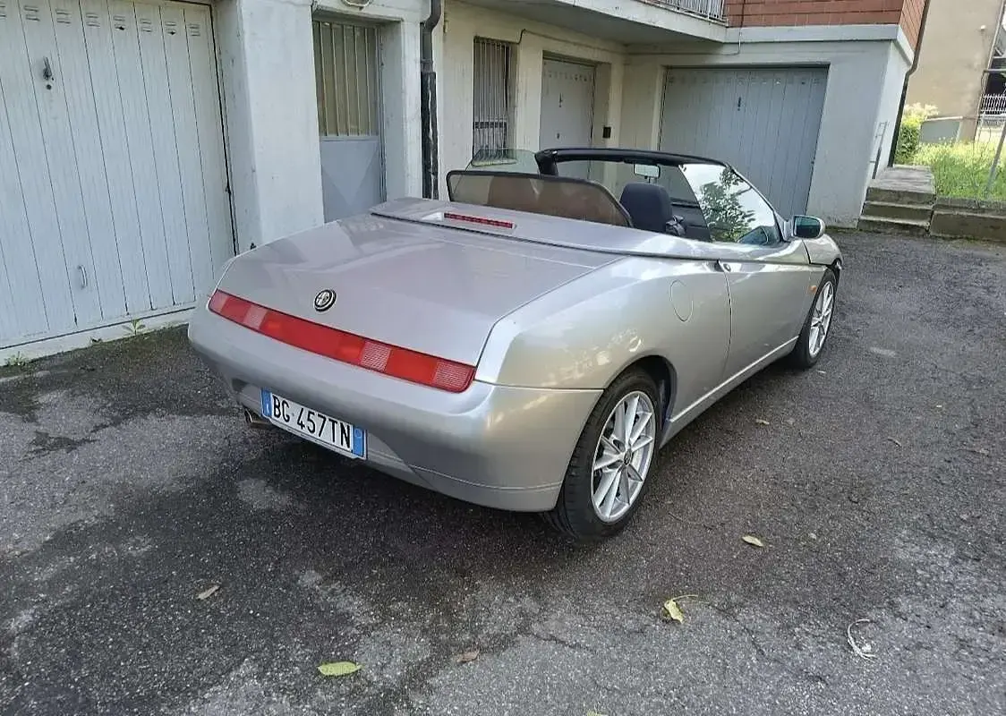 Usata Alfa Romeo GTV 144 CV (105 kW) 1999 Coupé