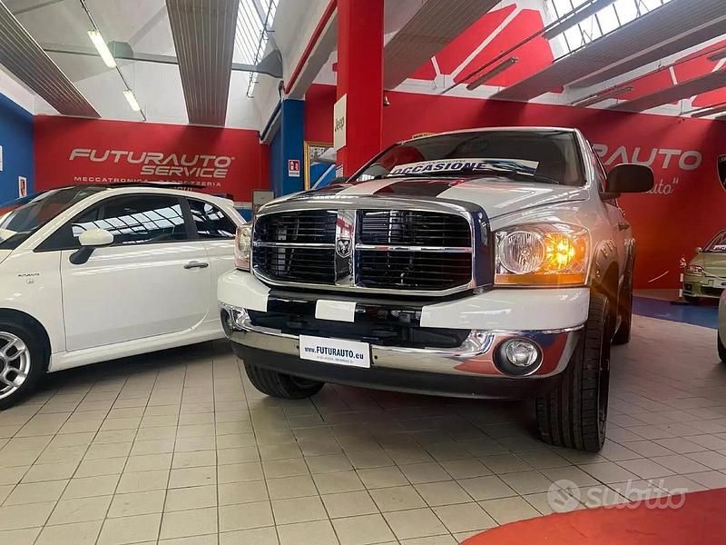 Usata Dodge Ram 349 CV (256 kW) 2006 Bianco Pick-up