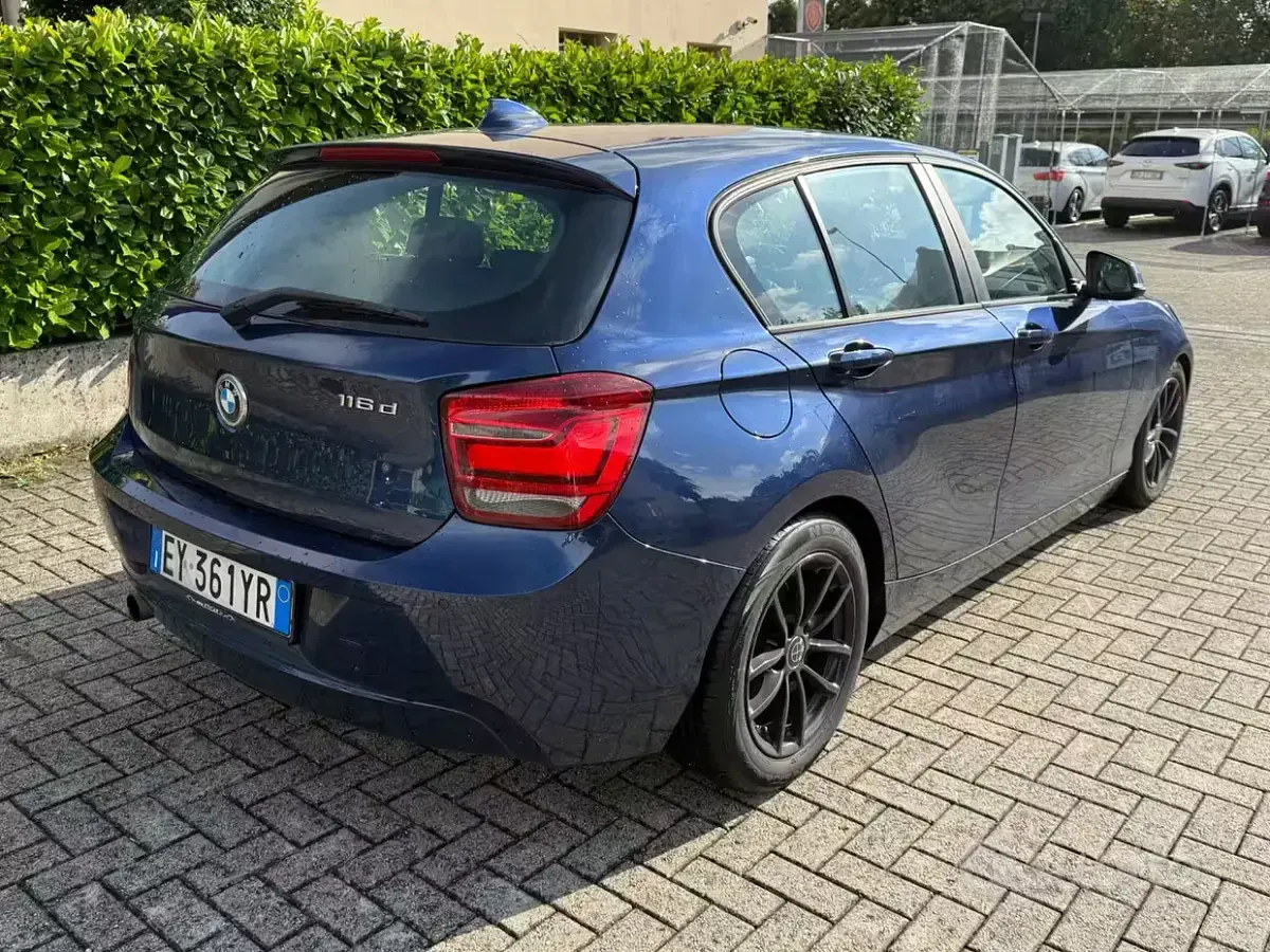 Usata BMW 116 Sport Line 116 CV (85 kW) 2015 Bluazzurro Utilitaria