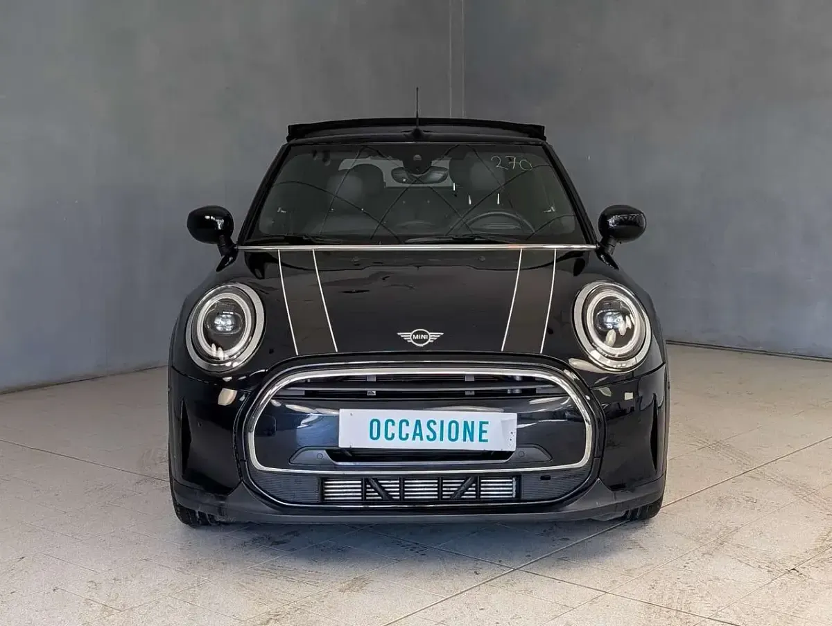 Usata Mini Cooper Cabriolet Premium Plus 136 CV (100 kW) 2023 Blu/azzurro Cabrio
