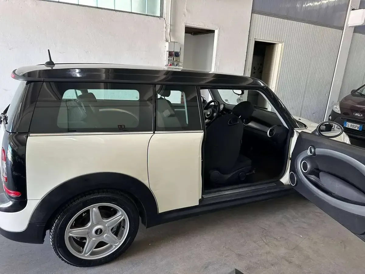 Usata Mini Cooper Clubman 120 CV (88 kW) 2009 Beige Station wagon