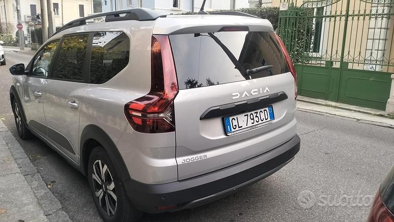 Occasion Dacia Jogger 110 PK (80 kW) 2023 Grijs MPV