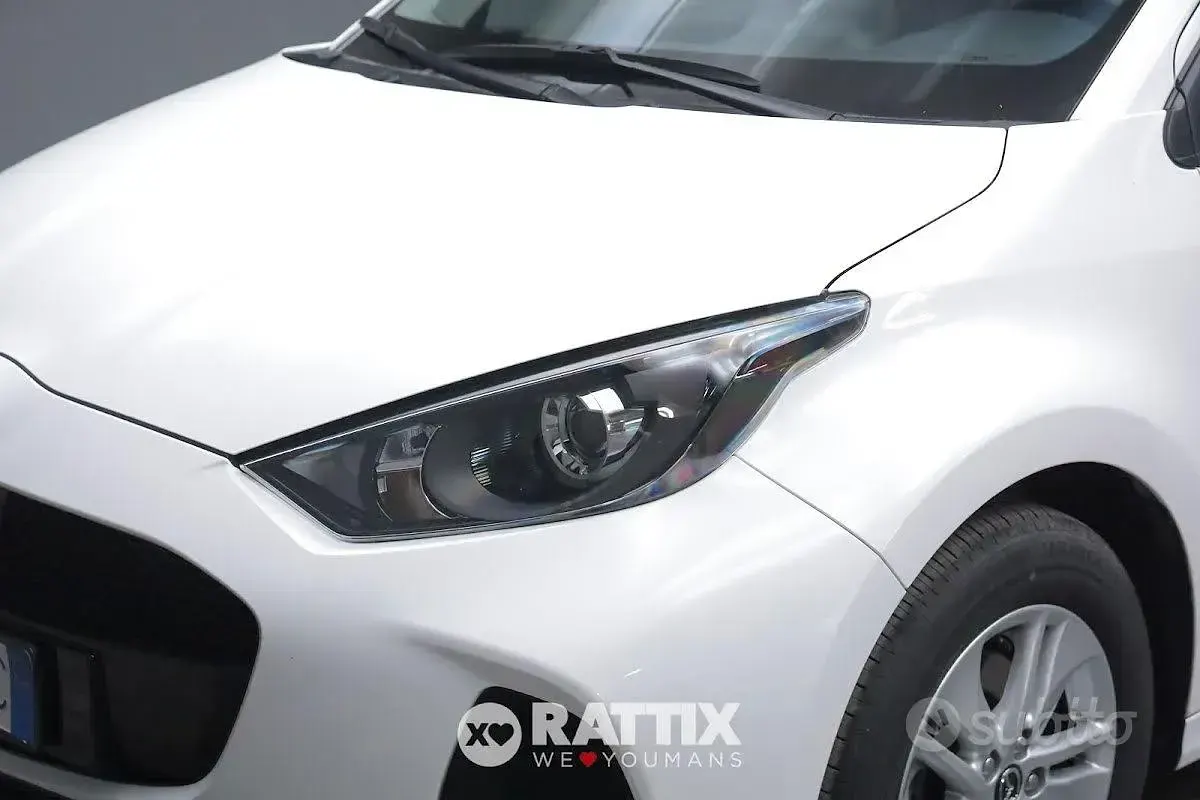 Usata Mazda 2 Center-Line 92 CV (67 kW) 2025 Bianco Utilitaria