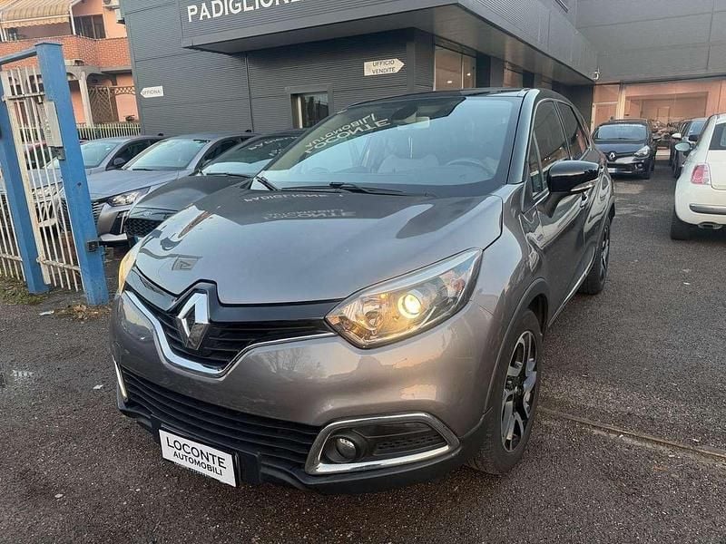 Usata Renault Captur 90 CV (66 kW) 2015 Grigio SUV