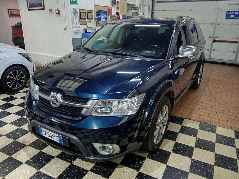 Usata Fiat Freemont Lounge 170 CV (125 kW) 2014 Blu SUV