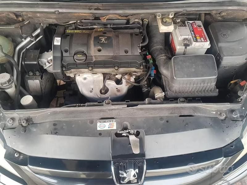 Usata Peugeot 307 109 CV (80 kW) 2001 Nero Utilitaria