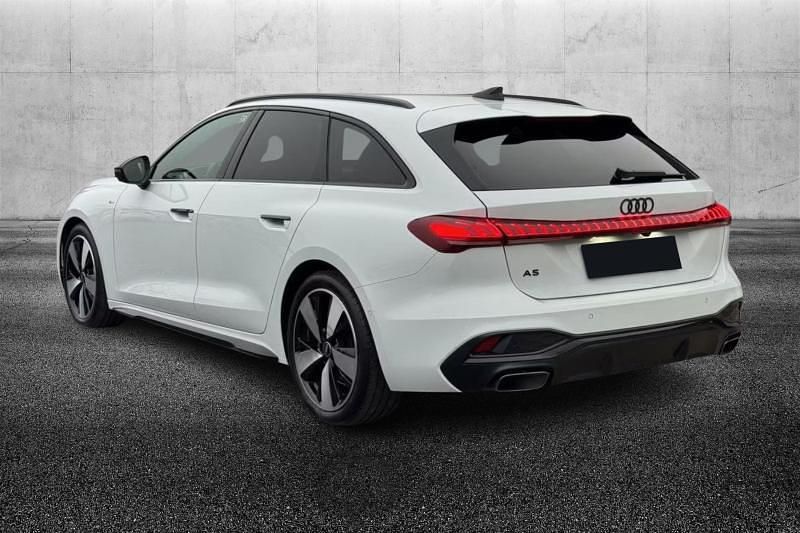 Usata Audi A5 S-Line 204 CV (150 kW) 2025 Bianco metallizzato Station wagon