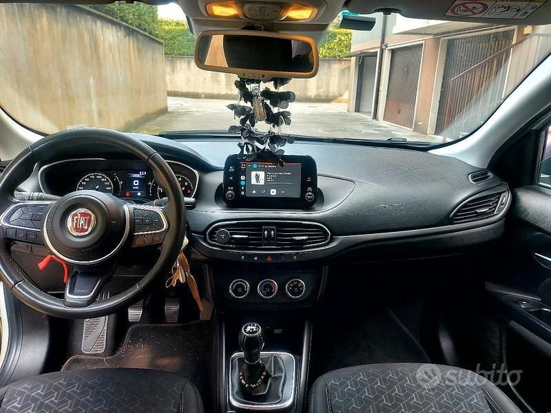 Usata Fiat Tipo Cross 2021 Bianco Berlina