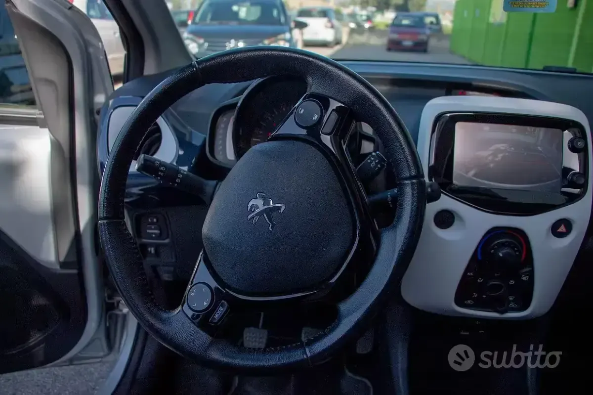 Usata Peugeot 108 82 CV (60 kW) 2018 Grigio Cabrio