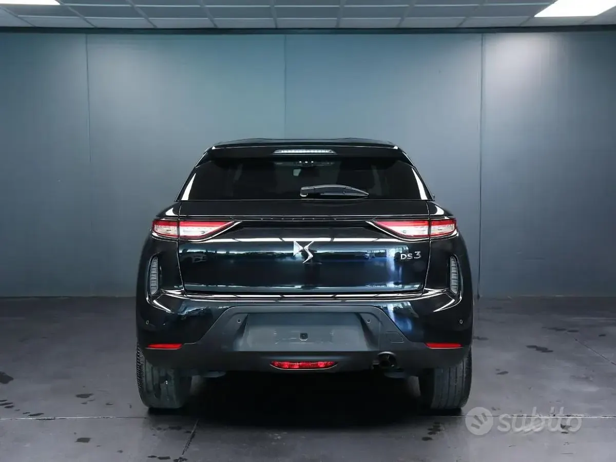 Usata DS Automobiles DS3 Crossback So Chic 101 CV (74 kW) 2022 Nero SUV
