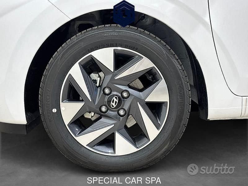 Nuova Hyundai i10 63 CV (46 kW) 2025 Bianco Utilitaria