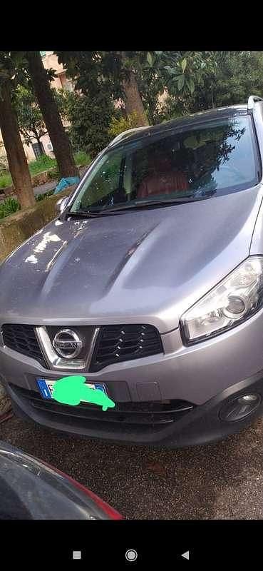 Usata Nissan Qashqai N-TEC 150 CV (110 kW) 2011 Grigio SUV